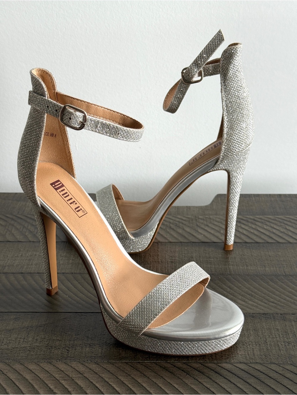 IDIFU Silver Glitter Stiletto Platform Heels Size 8